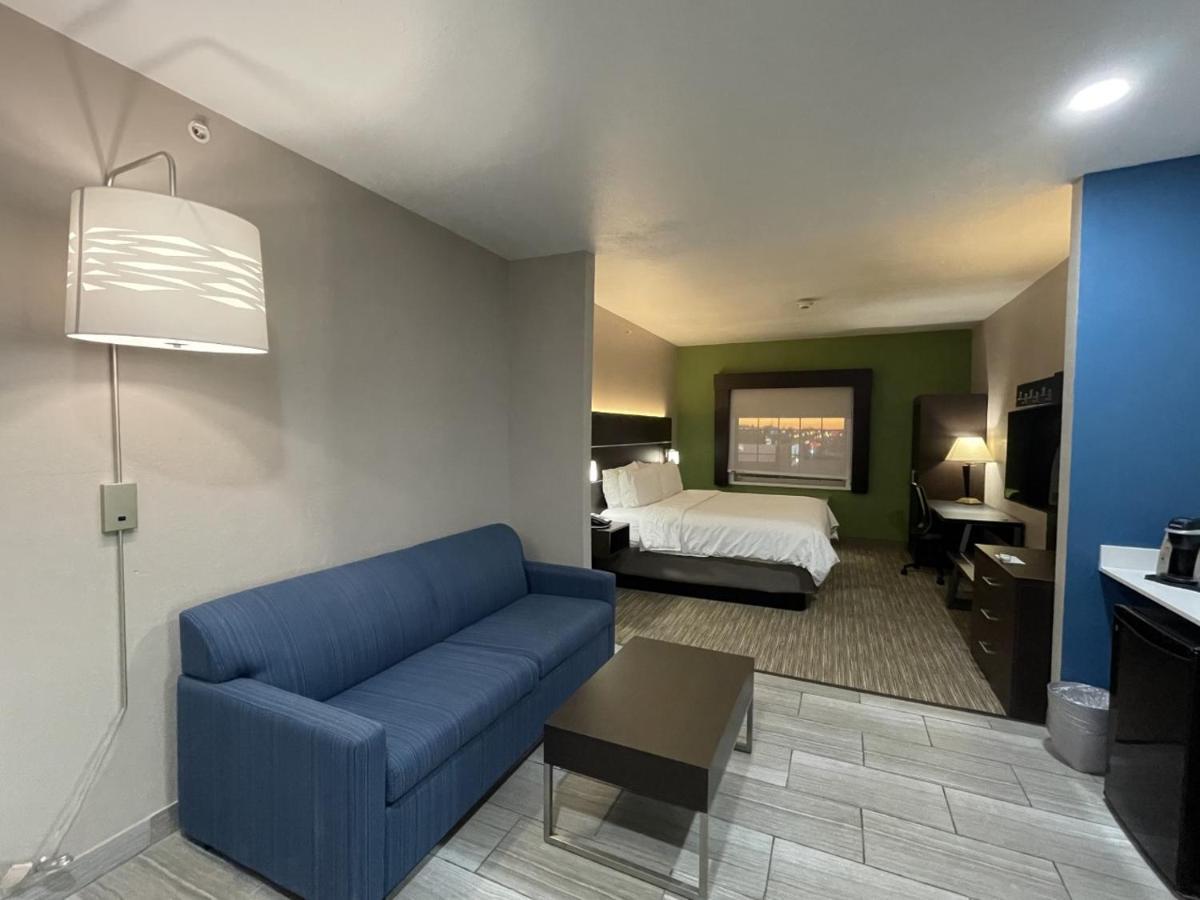 Holiday Inn Express Hotel And Suites Ada By Ihg Dış mekan fotoğraf