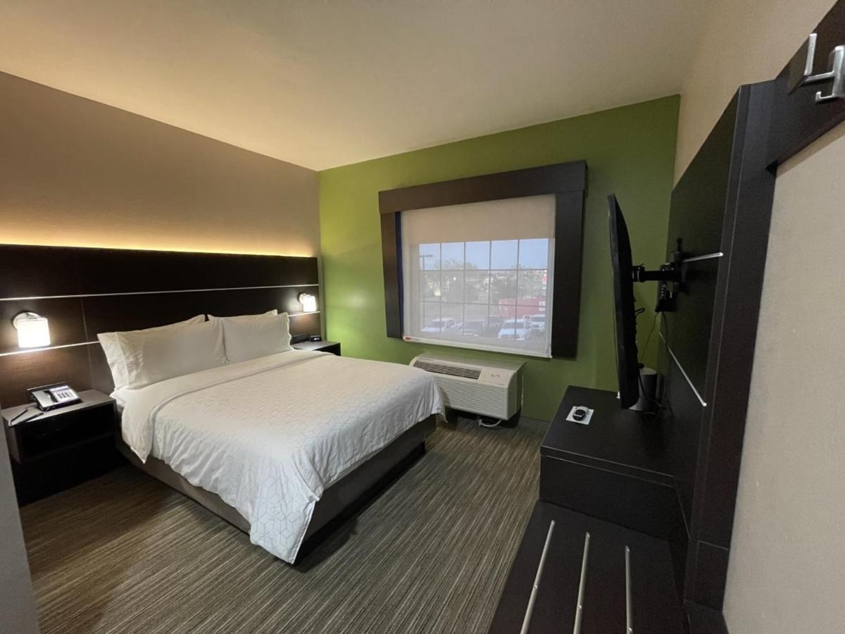 Holiday Inn Express Hotel And Suites Ada By Ihg Dış mekan fotoğraf
