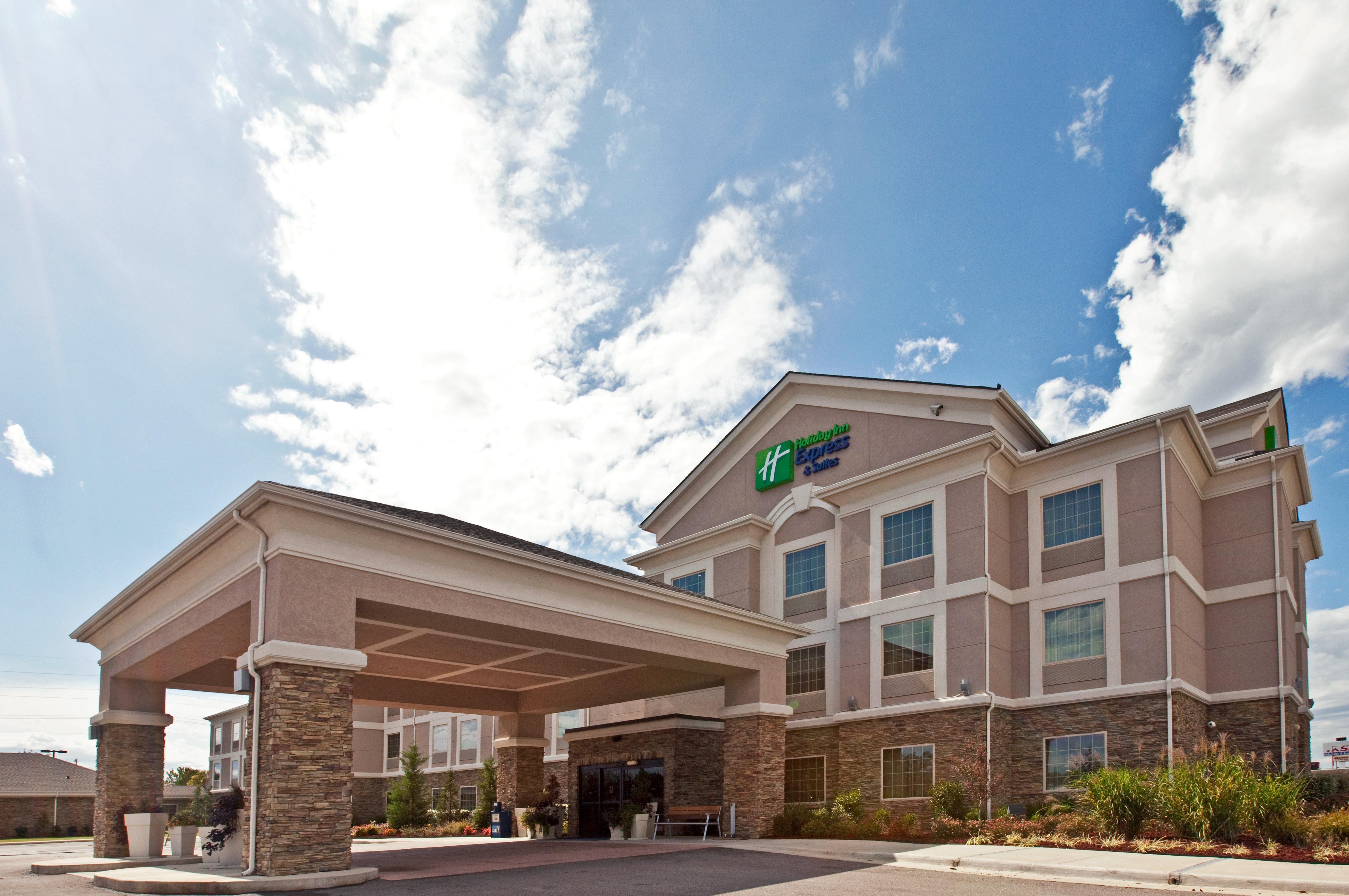 Holiday Inn Express Hotel And Suites Ada By Ihg Dış mekan fotoğraf